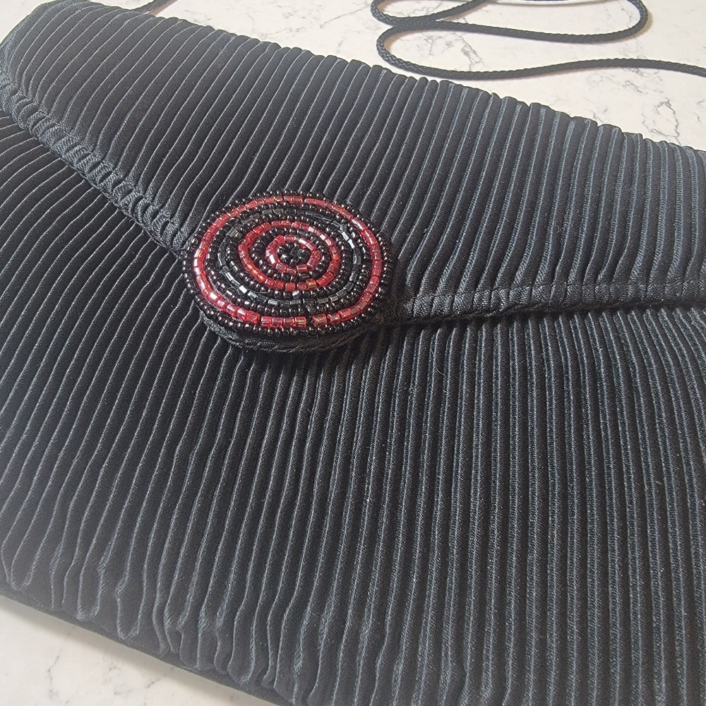 Vintage La Regale vintage black whimsigoth pleated beaded snap closure bag - Picture 6 of 10
